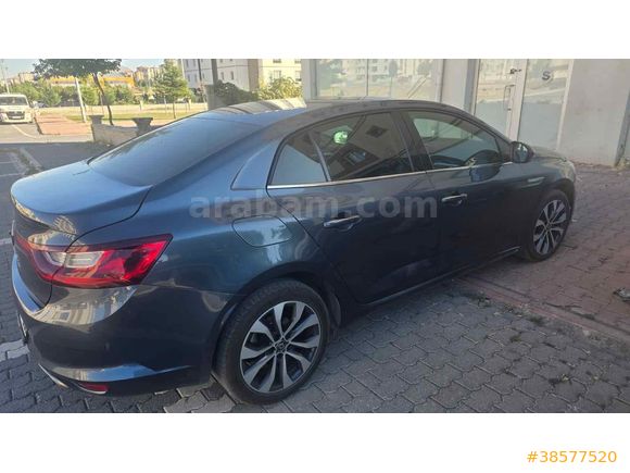 Sahibinden Renault Megane 1.5 Blue DCI Icon 2021 Model 