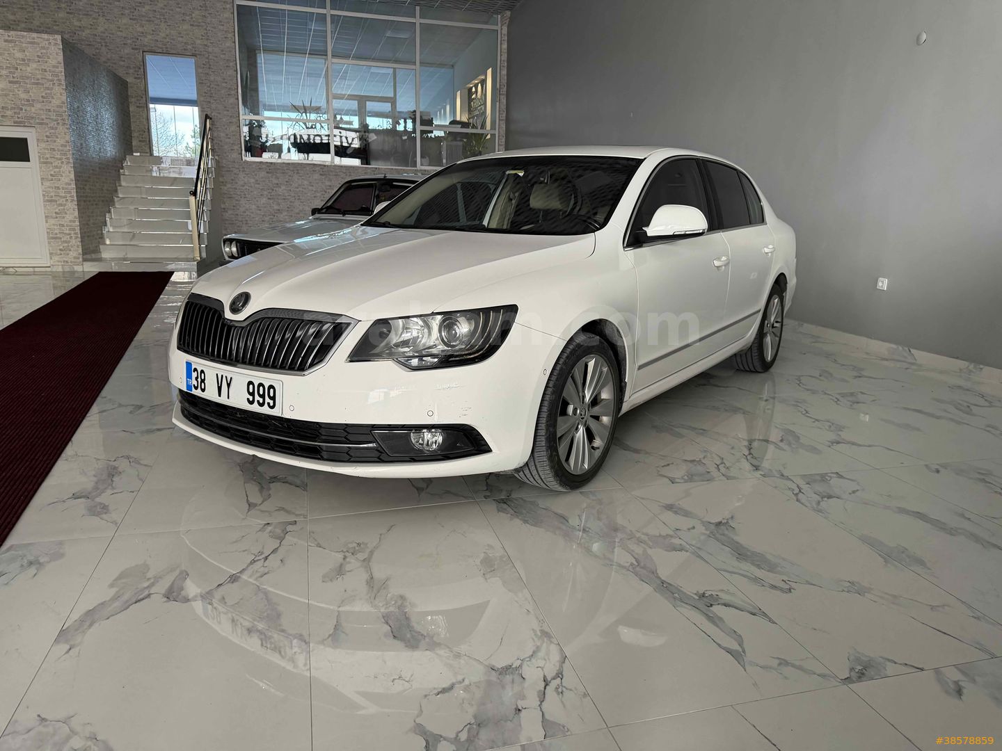GALERİDEN SKODA SUPERB 1.6 TDI PRESTİGE 2013 MODEL YOZGAT