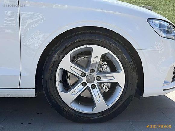ÇELİKTAŞ OTO'DAN MAKYAJLI A3 CAM TAVANLI DİZEL DEĞİŞENSİZ RECARO