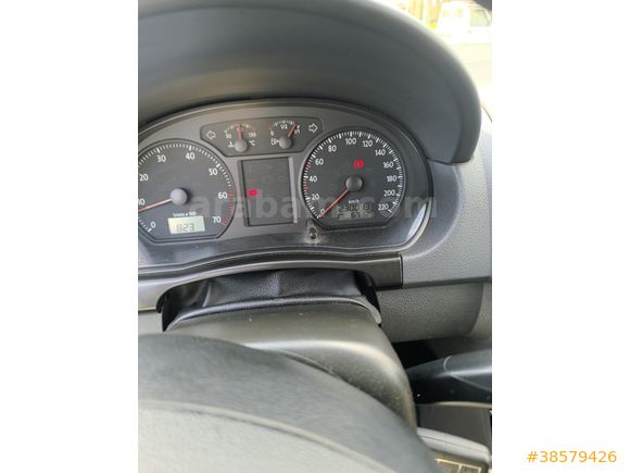 Sahibinden Volkswagen Polo 1.4 Tour 2008 Model İzmir 220.000 km Siyah