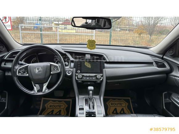 Honda Civic 1.5 Executive Plus 2020 Model
