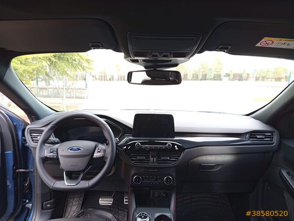 Sahibinden Ford Kuga 1.5 EcoBoost ST Line 2023 Model 