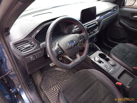 Sahibinden Ford Kuga 1.5 EcoBoost ST Line 2023 Model 