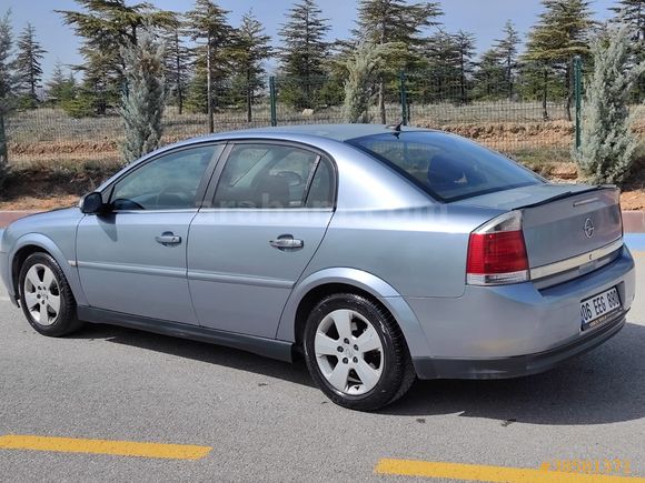 Galeriden Opel Vectra 1.6 Comfort 2004 Model Kırşehir