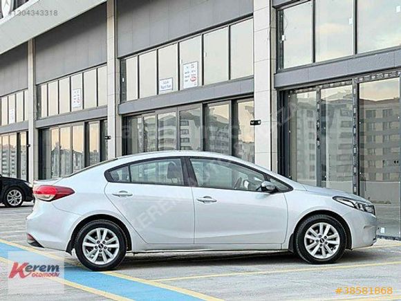 2017 CERATO 1.6 CRDİ CONCEPT 190 BİN'DE BOYASIZ AYARINDA +