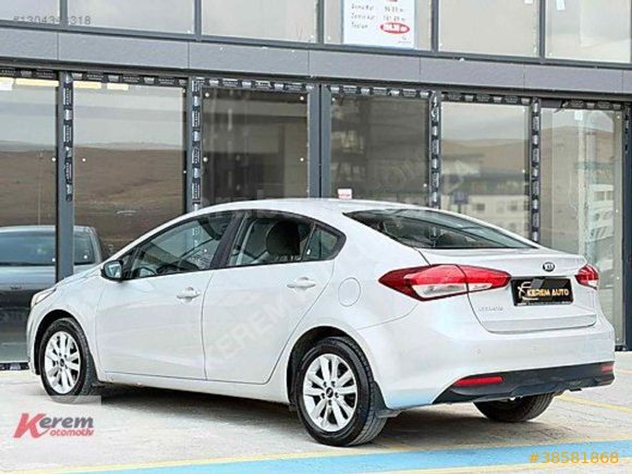 2017 CERATO 1.6 CRDİ CONCEPT 190 BİN'DE BOYASIZ AYARINDA +