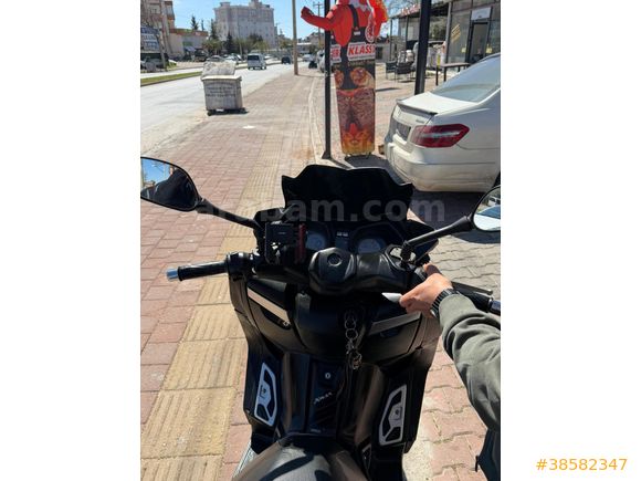 Sahibinden Yamaha X-Max 250 ABS