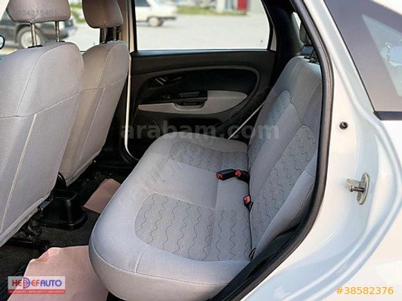 HEDEF AUTO'DAN HAYASIZA YAKIN 2013 LINEA 1.3 MULTİJET YENİ KASA