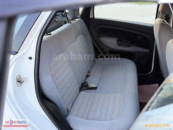 HEDEF AUTO'DAN HAYASIZA YAKIN 2013 LINEA 1.3 MULTİJET YENİ KASA
