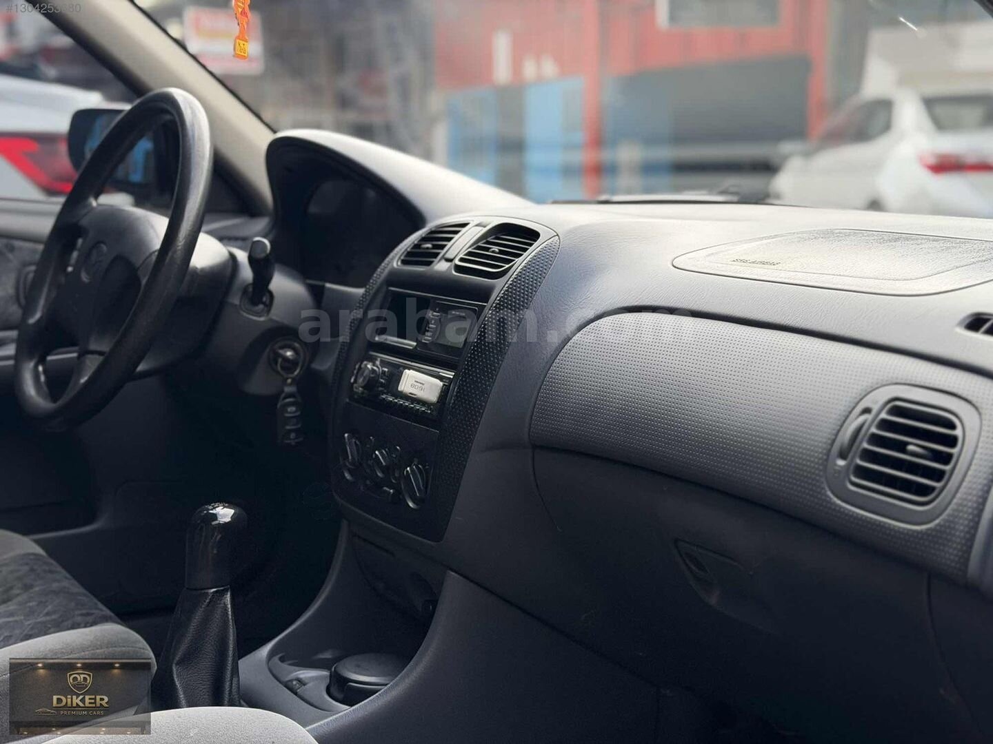 Galeriden Mazda 323 1.5 1.5i 2001 Model Uşak 180.000 km Gri 5