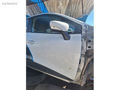 CLIO KAPI VE TUM PARCALAR MEVCUTTUR