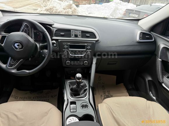 Sahibinden Renault Kadjar 1.2 TCe Touch 2015 Model 