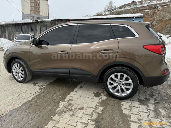 Sahibinden Renault Kadjar 1.2 TCe Touch 2015 Model 