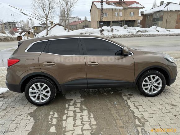 Sahibinden Renault Kadjar 1.2 TCe Touch 2015 Model 