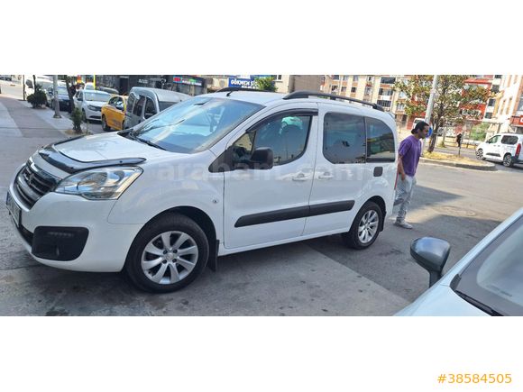 Sahibinden Peugeot Partner 1.6 BlueHDI Allure 2018 Model İstanbul 180.000 km Beyaz