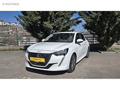 SATILIK HATASIZ BOYASIZ PEUGEOT 208