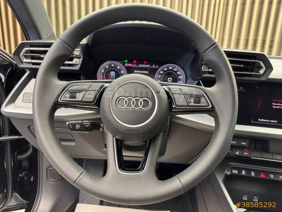 MERTEL'DEN 2025 AUDI A3 SPORTBACK 35 TFSI ADVANCED HYBRID