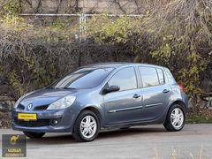 UZMAN OTOMOTİVDEN RENAULT CLİO 1.2 EXTREME 154.000 KM OTOMATİK