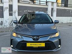 2022 COROLLA FLAME X PACK 1.8 HYBRİD-SUNROF-ŞERİT TAKİP FUL+ FUL