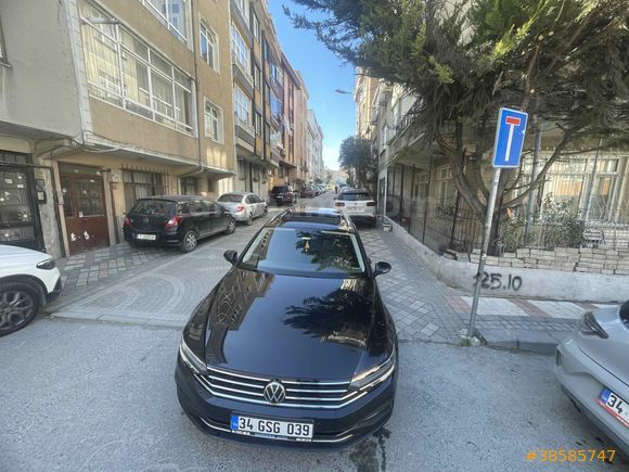 Sahibinden Volkswagen Passat Variant 1.5 TSI Business 2023 Model     İkinci sahibinden satılık ihtiyaç tan