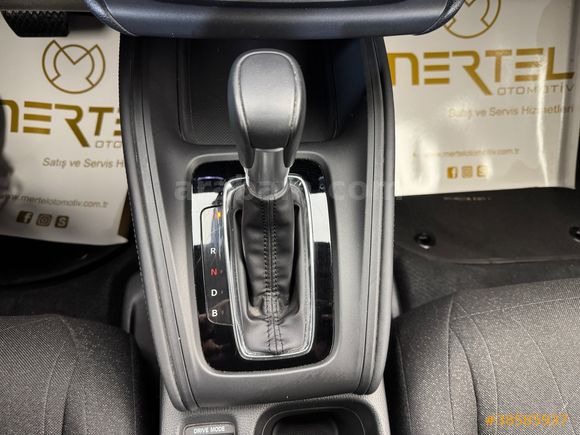 60 AY KREDİ İMKANI HONDA HR-V 1.5 E-HEV HİBRİT ELEGANCE