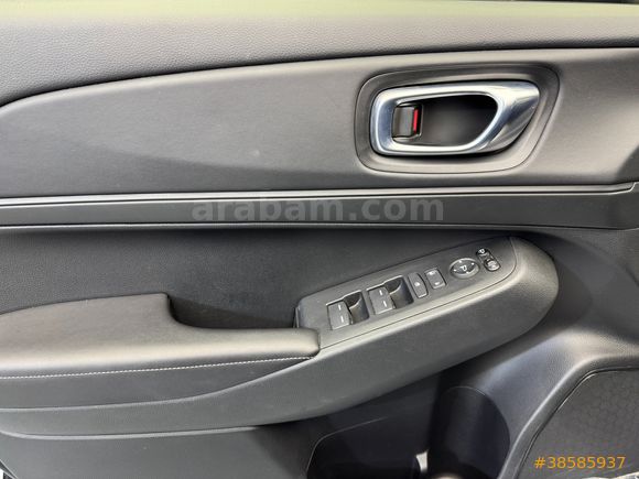 60 AY KREDİ İMKANI HONDA HR-V 1.5 E-HEV HİBRİT ELEGANCE