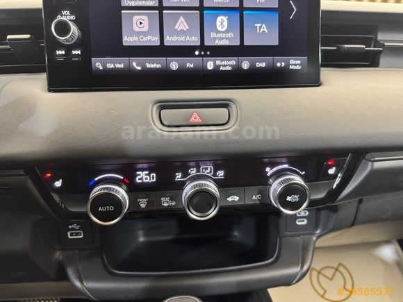 60 AY KREDİ İMKANI HONDA HR-V 1.5 E-HEV HİBRİT ELEGANCE