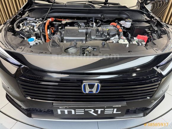 60 AY KREDİ İMKANI HONDA HR-V 1.5 E-HEV HİBRİT ELEGANCE