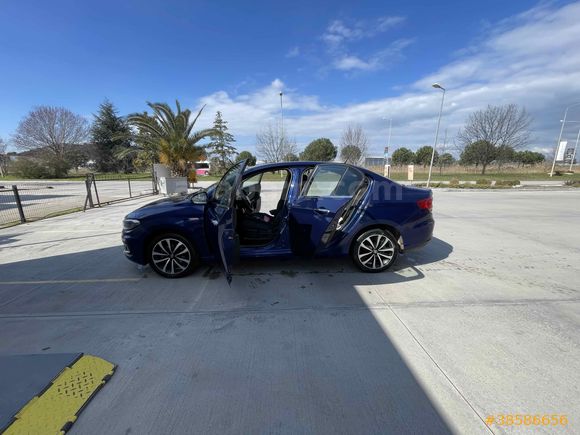Sahibinden Fiat Egea 1.4 Fire Mirror 2020 Model  64.000 km Mavi