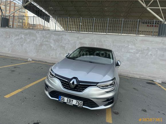 Sahibinden Renault Megane 1.3 TCe Icon 2023 Model 