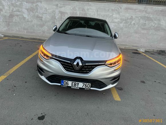Sahibinden Renault Megane 1.3 TCe Icon 2023 Model 