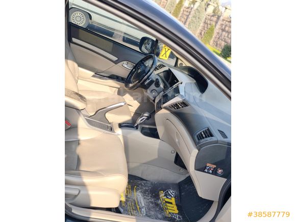 Sahibinden Honda Civic 1.6i VTEC ECO Elegance 2012 Model