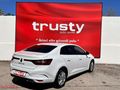 TRUSTY ONATÇA'DAN RENAULT MEGANE