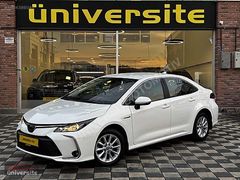 ÜNİVERSİTE_2021 COROLLA 1.8 HYBRİD DREAM E-CVT_BOYASIZ_85.000KM