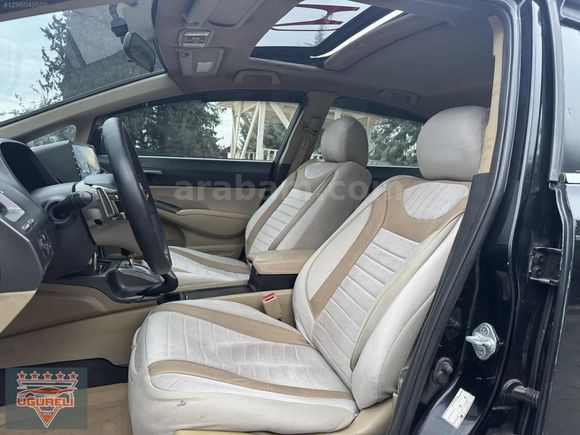AHMET UĞURELİ'DEN OTOMATİK + SANROF HONDA CİVİC ELEGANS
