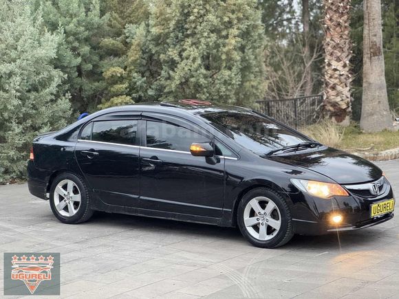 AHMET UĞURELİ'DEN OTOMATİK + SANROF HONDA CİVİC ELEGANS