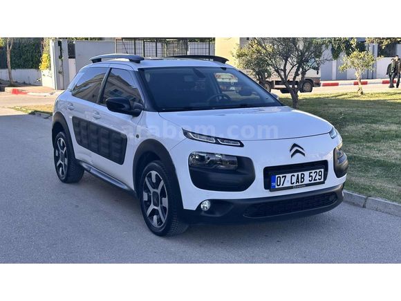 2015 OTOMATİK C4 CACTUS 1.6 e-HDi SHINE CAM TAVAN AİLE ARACI
