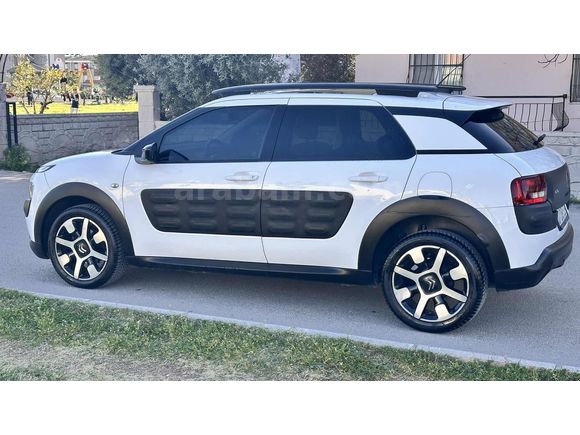 2015 OTOMATİK C4 CACTUS 1.6 e-HDi SHINE CAM TAVAN AİLE ARACI