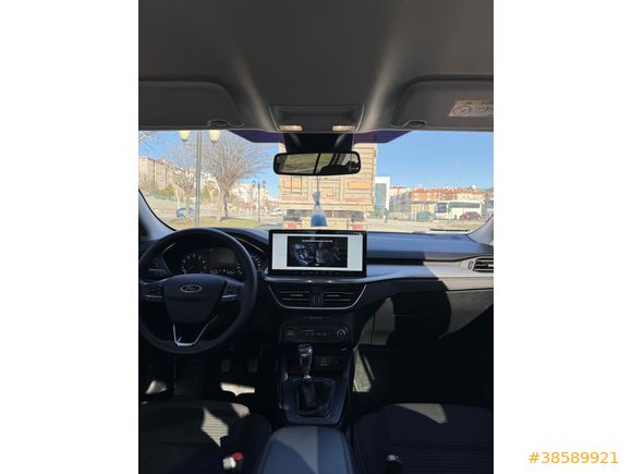 Sahibinden Ford Focus 1.0 EcoBoost Titanium Stil 2023 Model 