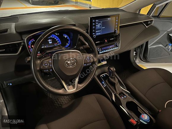 2021 TOYOTA COROLLA 1.5 DREAM 43 BIN KM DE