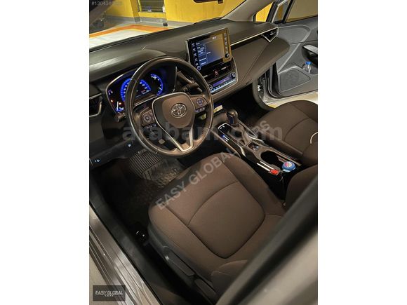 2021 TOYOTA COROLLA 1.5 DREAM 43 BIN KM DE
