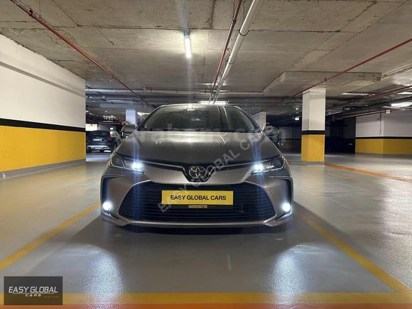 2021 TOYOTA COROLLA 1.5 DREAM 43 BIN KM DE