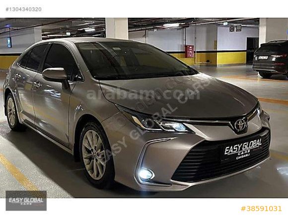 2021 TOYOTA COROLLA 1.5 DREAM 43 BIN KM DE