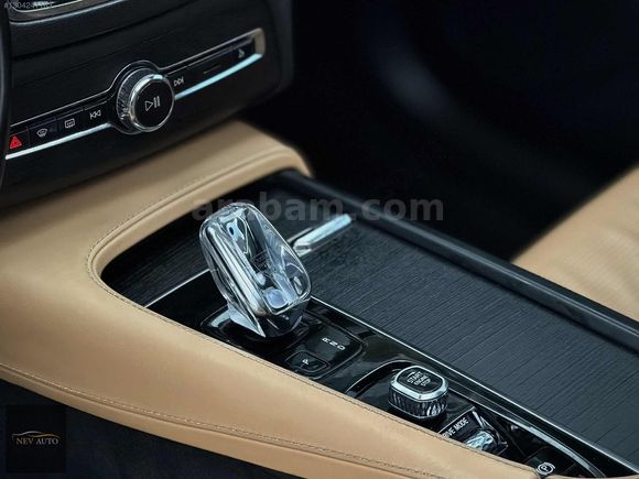 NEV AUTO'dan VOLVO XC90 B5 SERVİS BAKIMLI EN DOLUSU