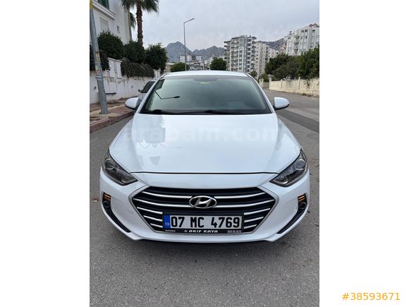 Sahibinden Hyundai Elantra 1.6 CRDi Style Plus 2018 Model 