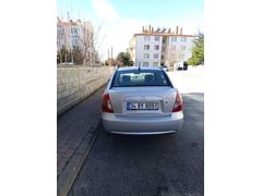 Sahibinden Hyundai Accent Era 1.4 Team 2008 Model  840.000 km Gri (Gümüş)