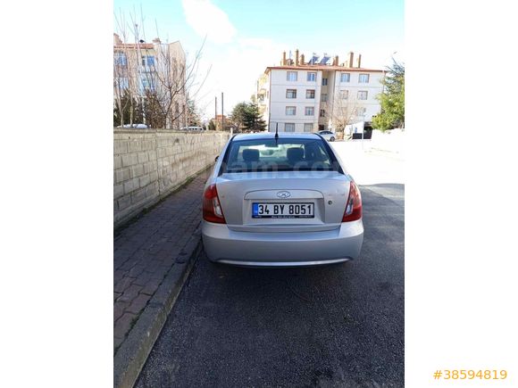 Sahibinden Hyundai Accent Era 1.4 Team 2008 Model  840.000 km Gri (Gümüş)
