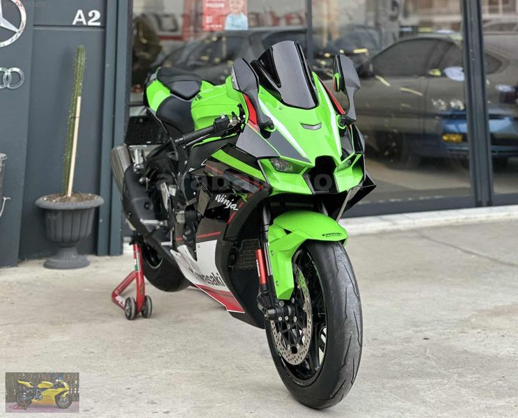 Galeriden Kawasaki Ninja ZX-10R 2022 Model Yalova 16.000 km Yeşil