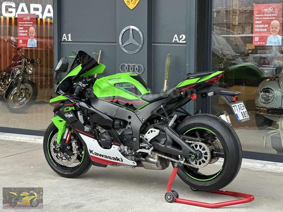 Galeriden Kawasaki Ninja ZX-10R 2022 Model Yalova 16.000 km Yeşil