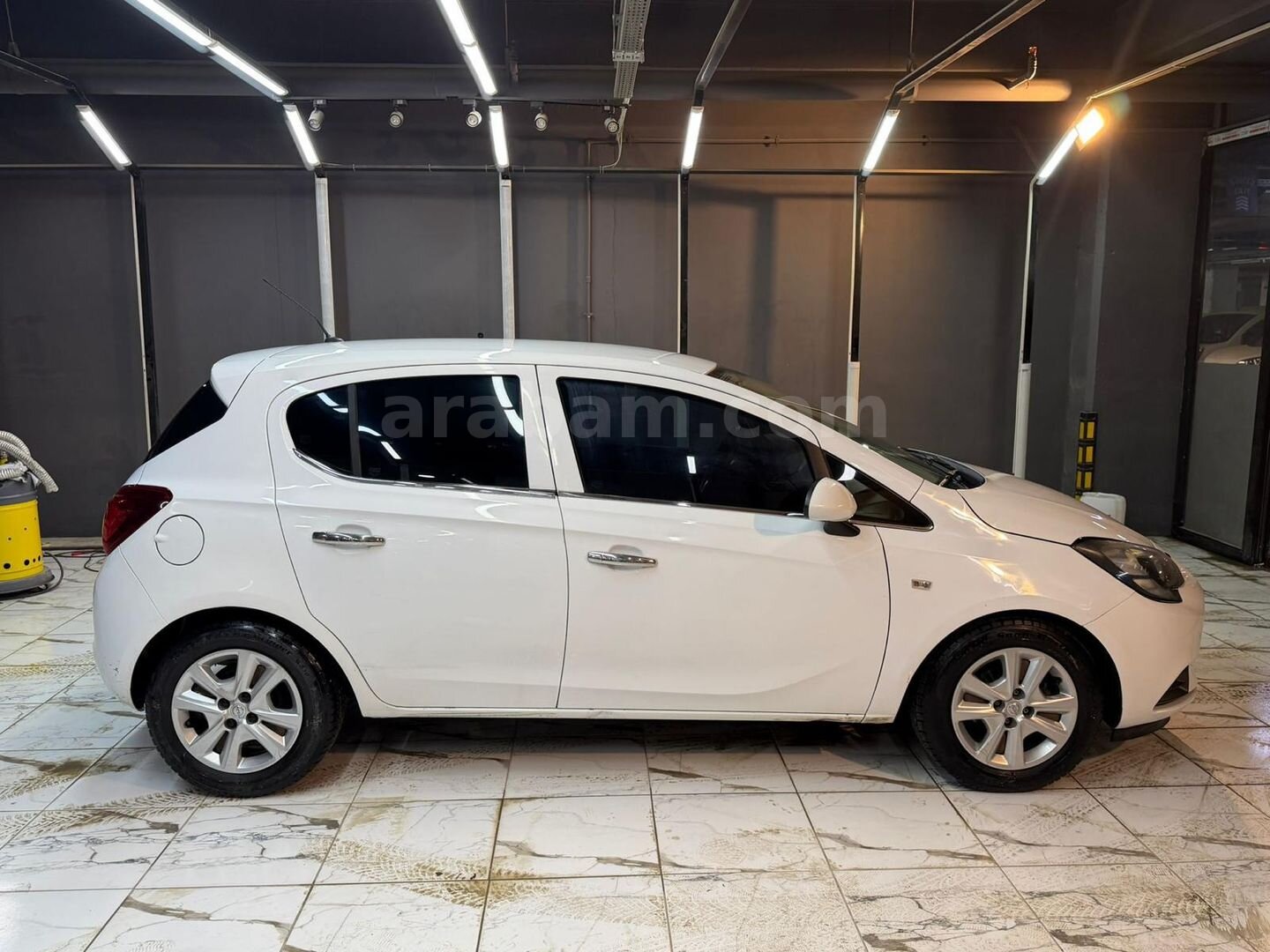 Sahibinden Opel Corsa 1.4 Essentia 2016 Model Elazığ 131.000 km Beyaz 5